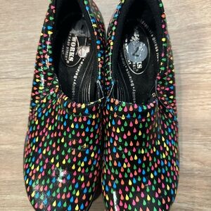 Easy Street Black Boots with Colorful Pattern